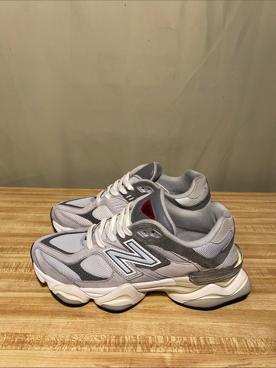 New Balance Shoes - New Balance 9060 Cloud Grey Men’s/Womens Unisex Running shoes W8/M6.5